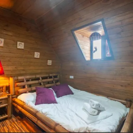 Chalet Deluxe *