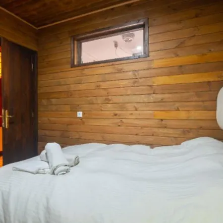 Deluxe Chalet