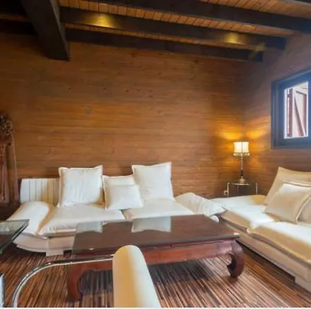 Deluxe Sierra Nevada